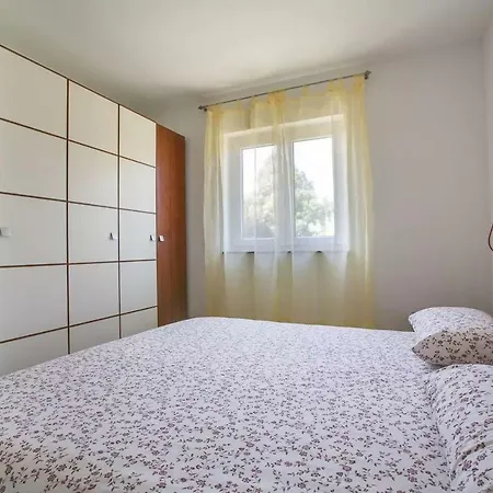 Vitalia 2+2